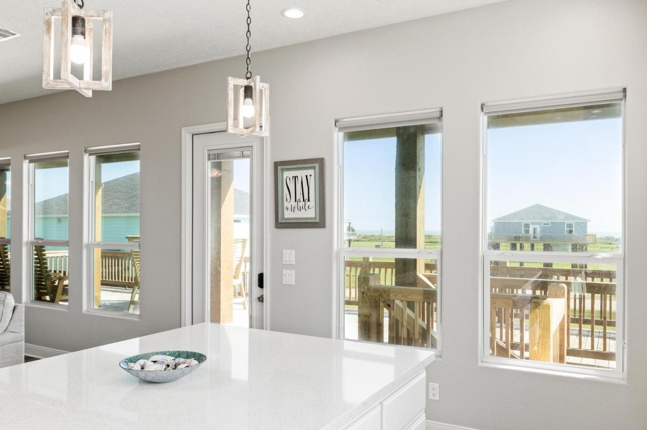 Stylish 4Br Crystal Beach Retreat Walk To Beach Bolivar Peninsula 外观 照片