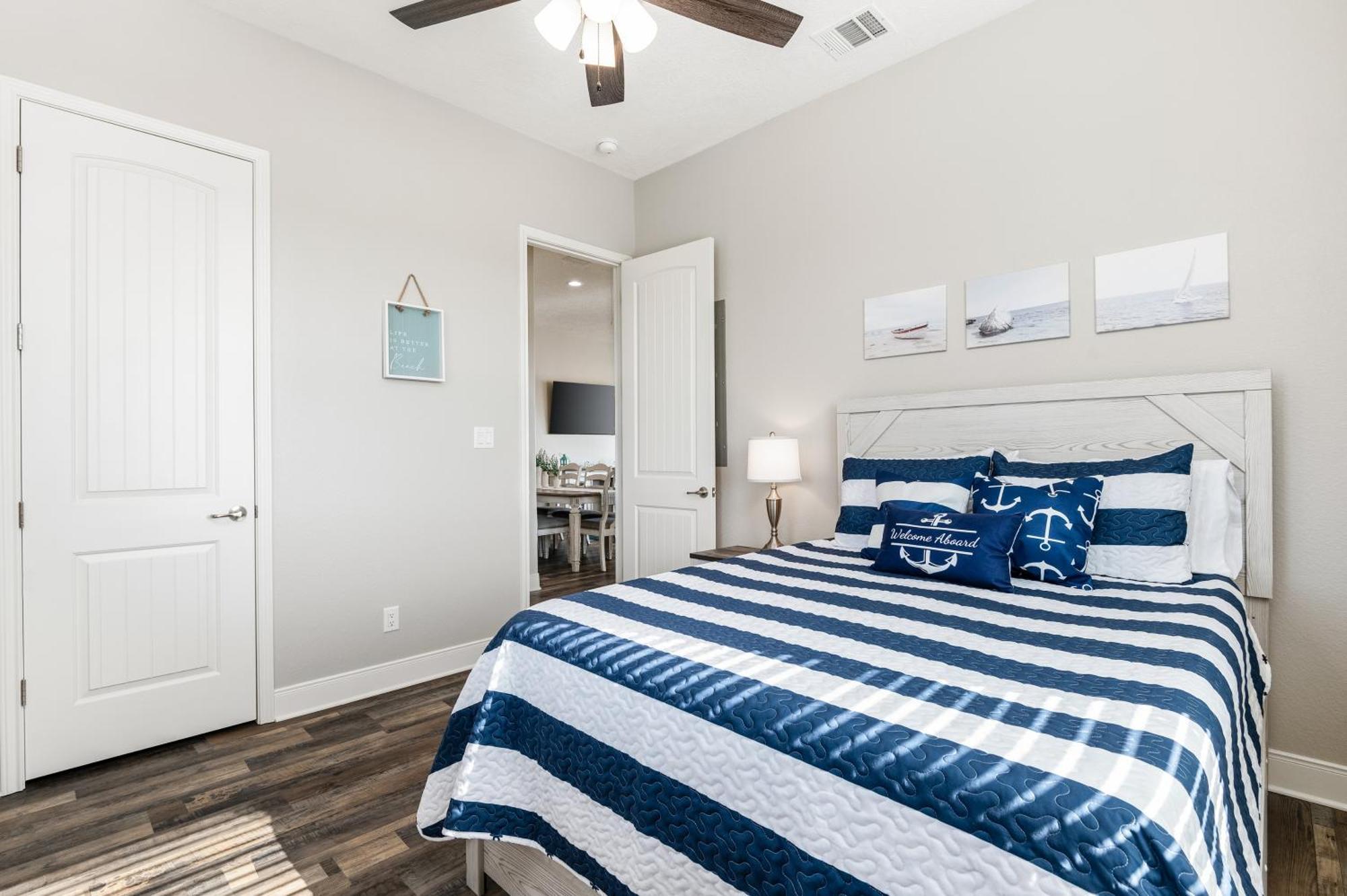 Stylish 4Br Crystal Beach Retreat Walk To Beach Bolivar Peninsula 外观 照片
